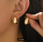 BOTTEGA STYLE Gold Water Drop Studs - Image 2